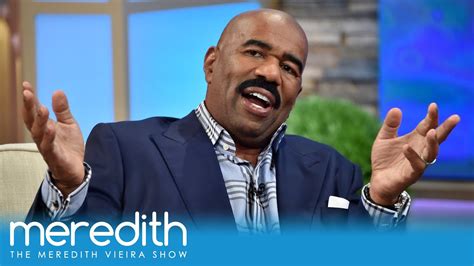 Steve Harvey Likes to Fry Bacon Naked—and Hes Apparently